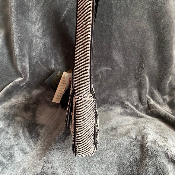 Viral Plaid Beaded Bag With Swan Bag Charm - Picture 4 of 8